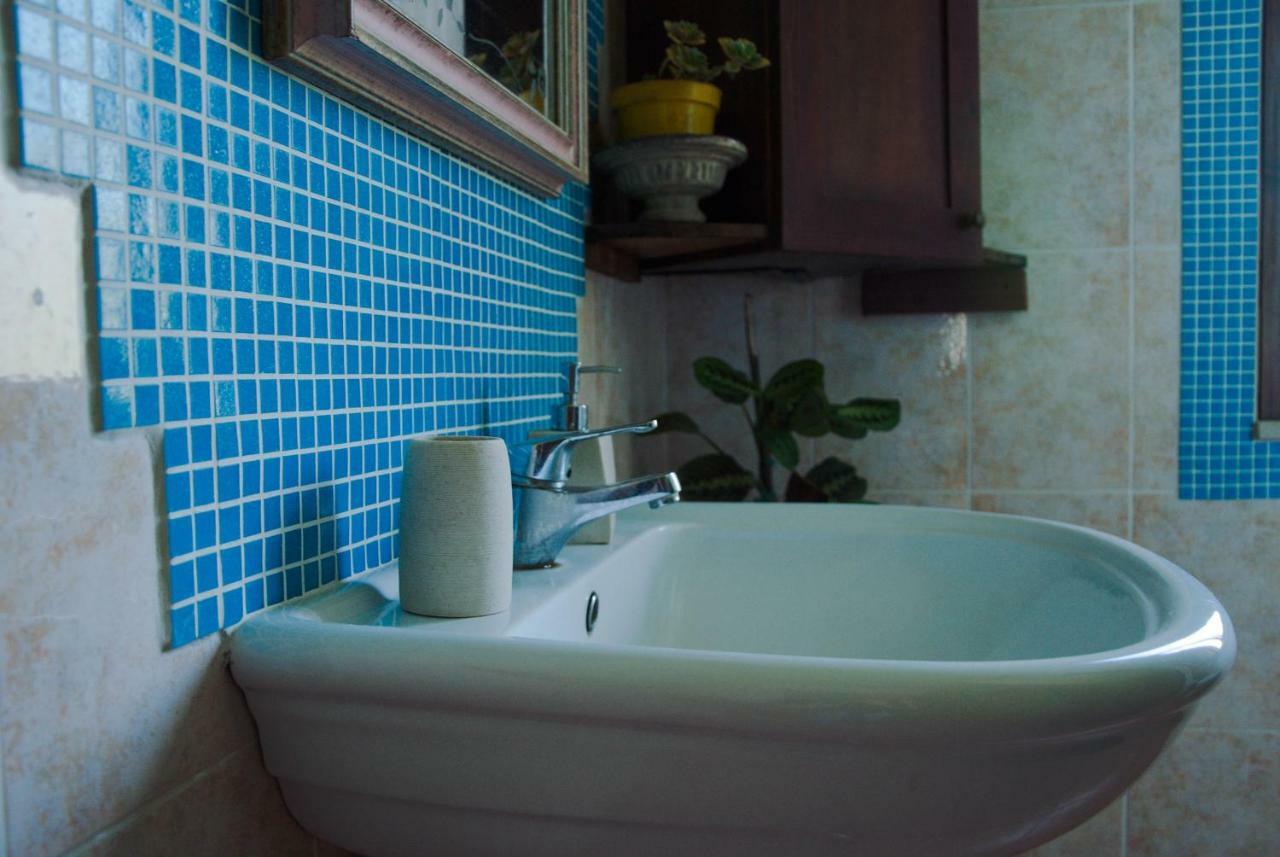 B&B Terra E Paglia Marrùbiu Extérieur photo